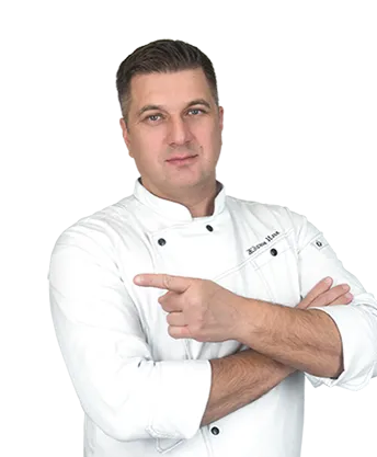 Илья Жданов